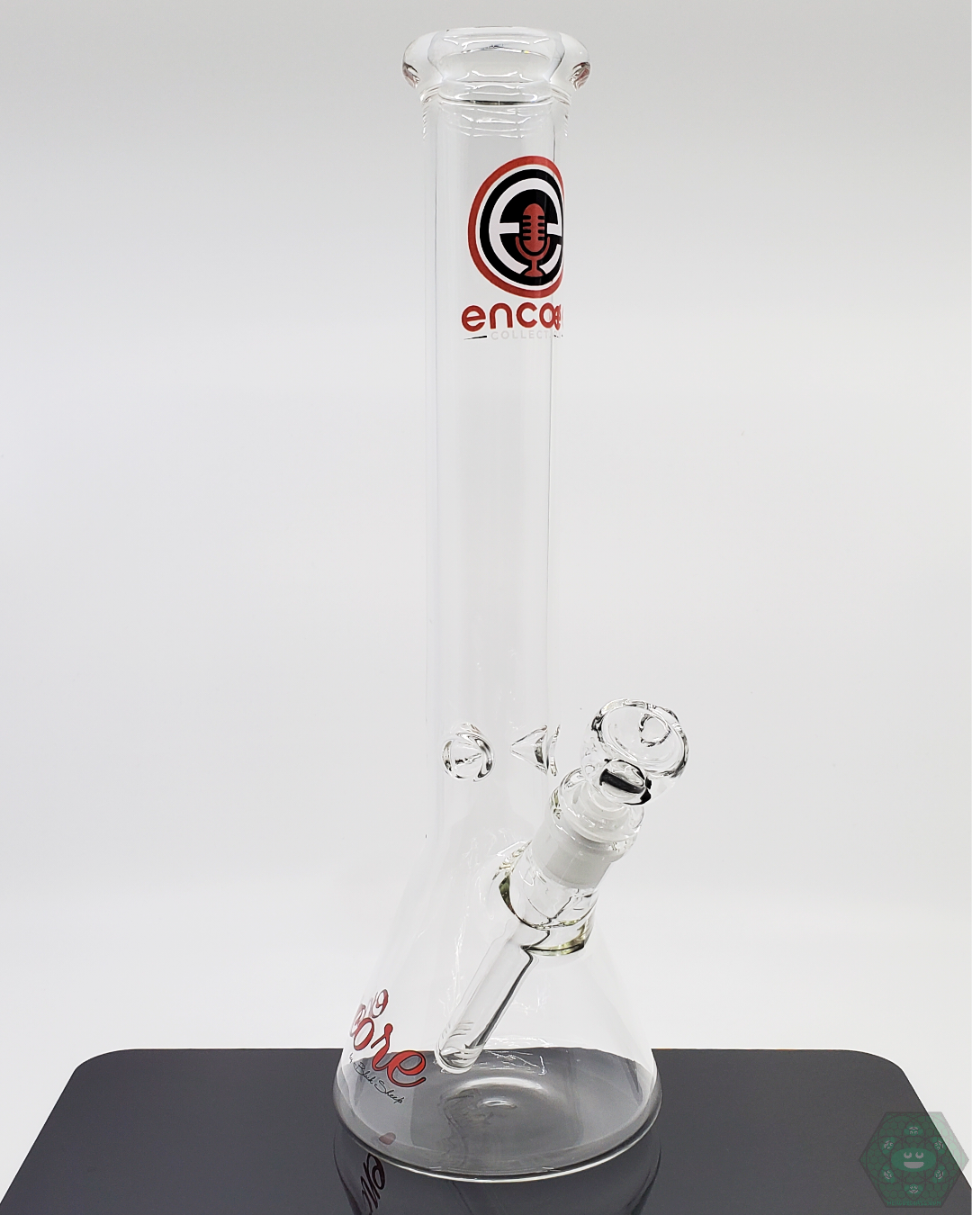 Encore Glass 14” 44x4MM Beaker - Thick Glass Construction for Durability and Smooth Draws.