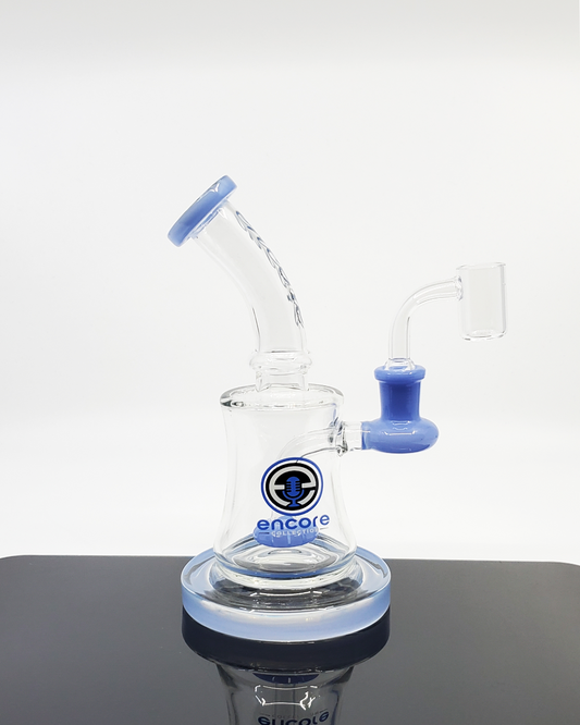 The Encore Glass 7” Banger Hanger offers efficient filtration in a compact design, perfect for a smooth experience with minimal space.