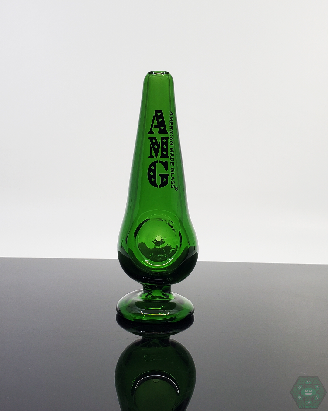 Smooth Hits Glass Pipes from AMG Spoons. Enjoy a smooth and enjoyable smoking experience with these high-quality glass pipes.