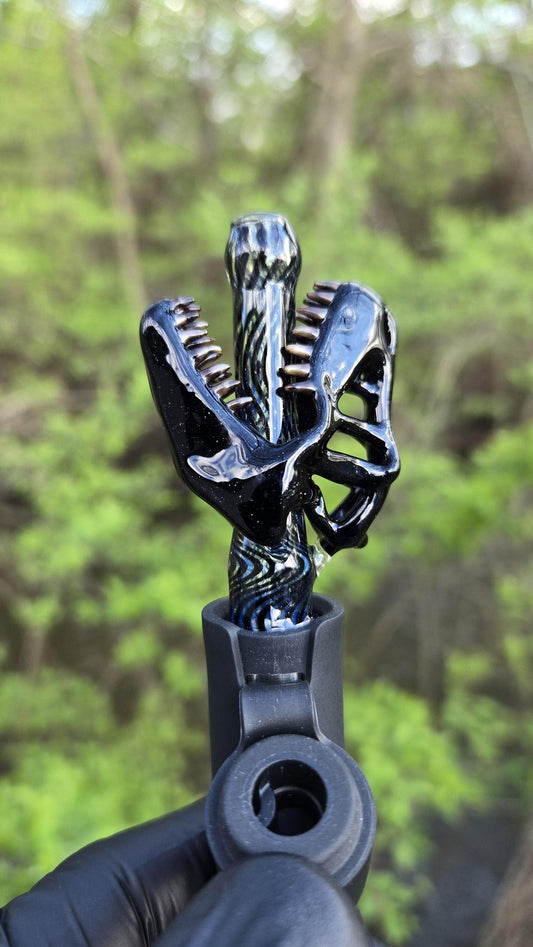 Roe Glass - Crushed Opal With Linework Pivot Top