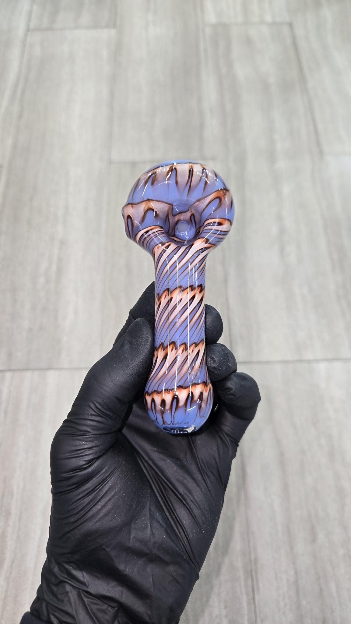 Izlow Glass - Periwinkle Coil Drag Handpipe