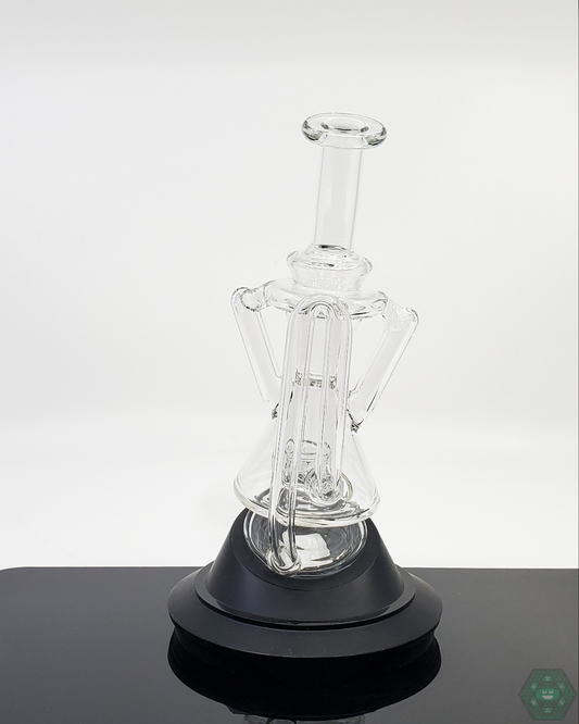Dual Uptake Recycler in action, demonstrating smoother vapor production for a premium experience with Puffco Peak.