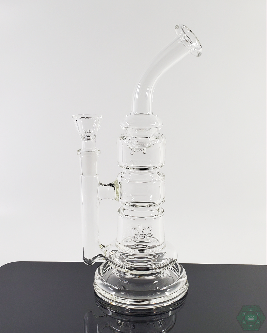 PKG 45MM Glass Rig featuring a stable base, easy cleaning, and high-quality construction for optimal concentrate use