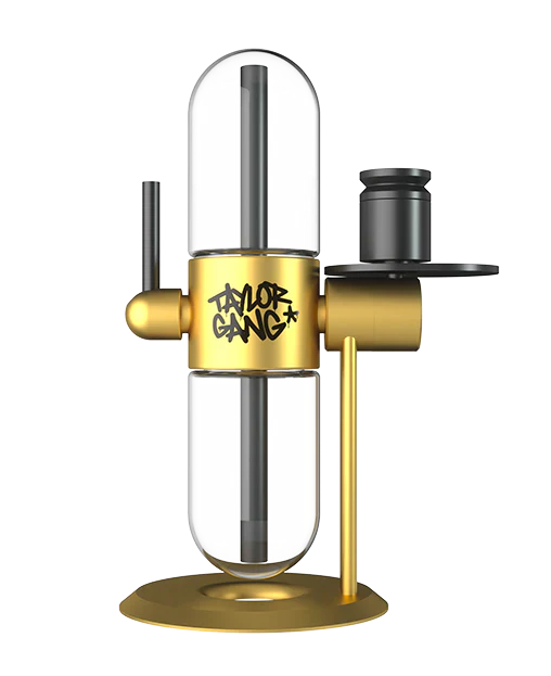 Full setup of the Taylor Gang x Stündenglass Gravity Infuser, featuring the hookah bowl, glass liner, and silicone hose, ready for versatile use.