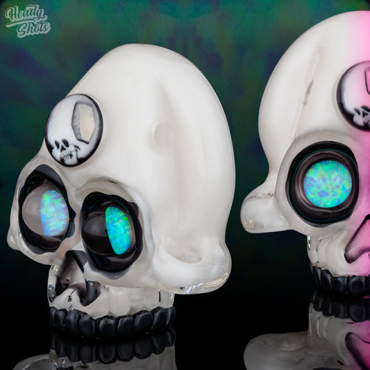 AKM Skull Pendant | Intricate Skull Design in Handcrafted Borosilicate Glass, Perfect for Everyday Wear