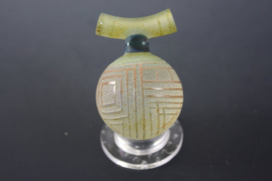 Bearclaw Space Key 9 - Durable, pocket-sized smoking accessory for long-term use.