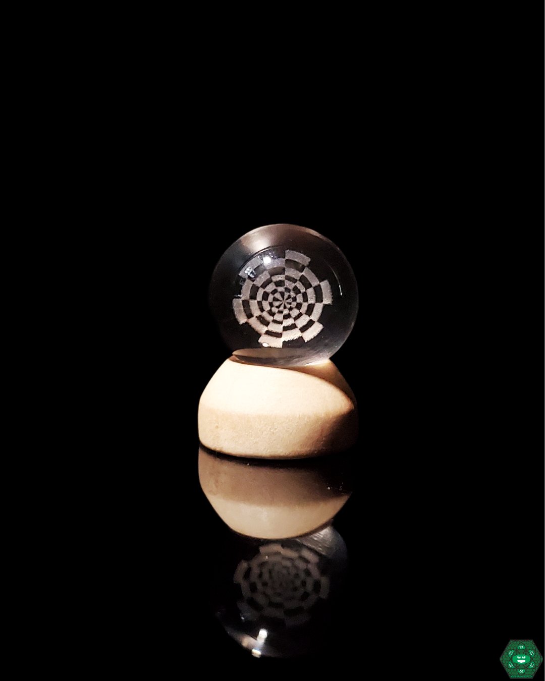 BSG 25mm Dart Board Marbles, featuring intricate dartboard patterns for a fun and stylish addition to any glass collection or dab rig.