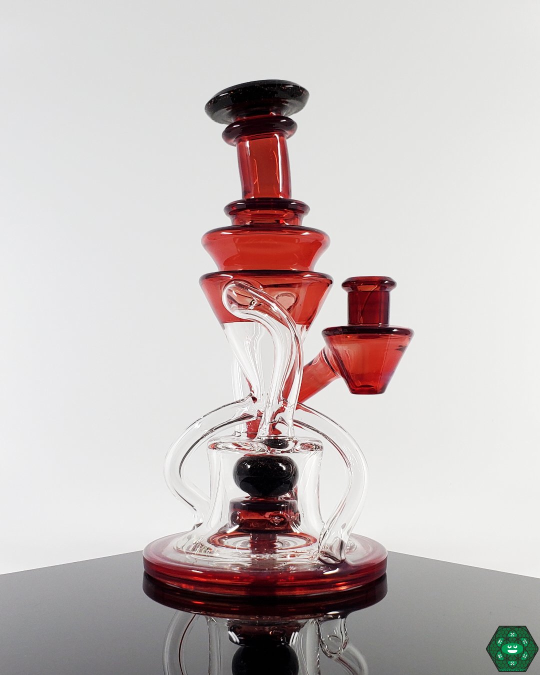 Cerio Glass Phoenix V2 Double Recycler Details: Close-up showcasing the dual uptake and 4-hole percolator of this high-performance recycler, highlighting its design and functionality.
