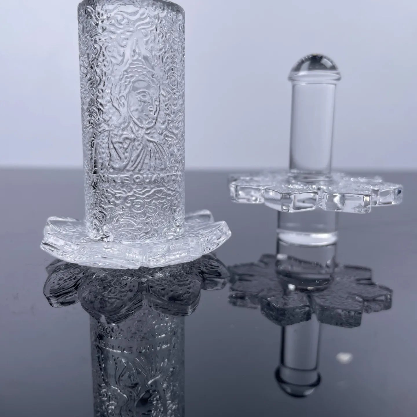 Comprehensive Dab Tool Kit: The Temple Quartz Lotus Kits provide everything you need for a premium dabbing experience, combining high-quality tools with convenient ease of use.