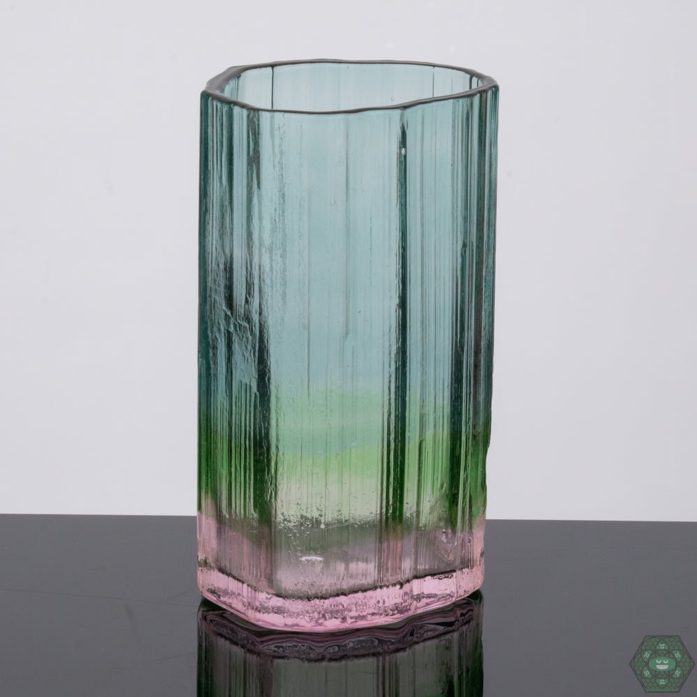 Everyday Glassware: This sturdy and beautifully crafted tumbler glass is designed for everyday use, enhancing your drinking experience with its elegance and functionality.