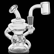 MJ Arsenal Ursa Mini Rig, offering optimal filtration in a small and portable design, perfect for smooth hits on the go, ideal for dabbing enthusiasts seeking quality and portability.