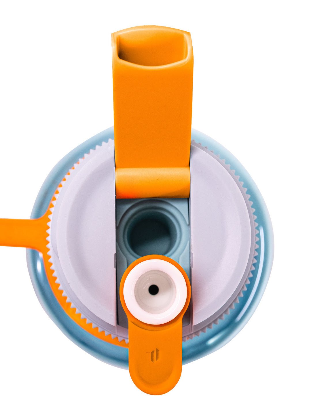 Puffco Budsy Bottle, an easy-to-clean and portable water pipe designed for everyday use and travel convenience.