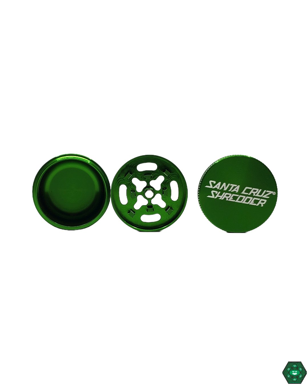 Santa Cruz Shredder Small 3-Piece Grinder Details: Close-up showcasing the sharp teeth and quality construction of this efficient and portable herb grinder.