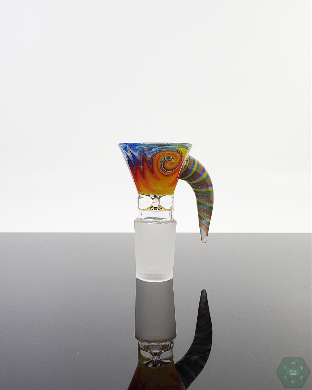  18mm Wig Wag Glass Slide for Hookah - Eye-Catching and Durable Design. Add a touch of style to your hookah with this vibrant, uniquely designed glass slide.