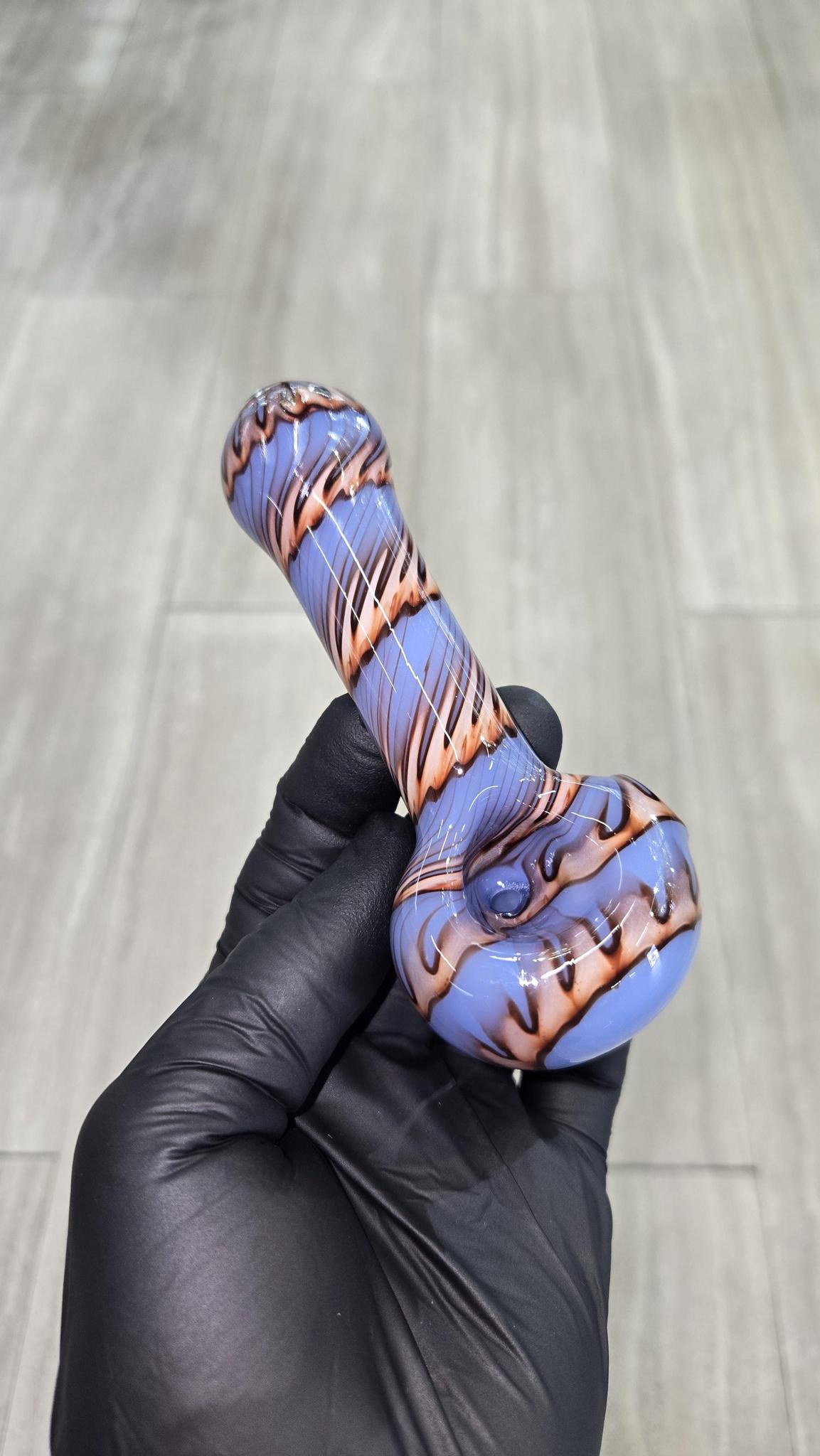 Izlow Glass - Periwinkle Coil Drag Handpipe