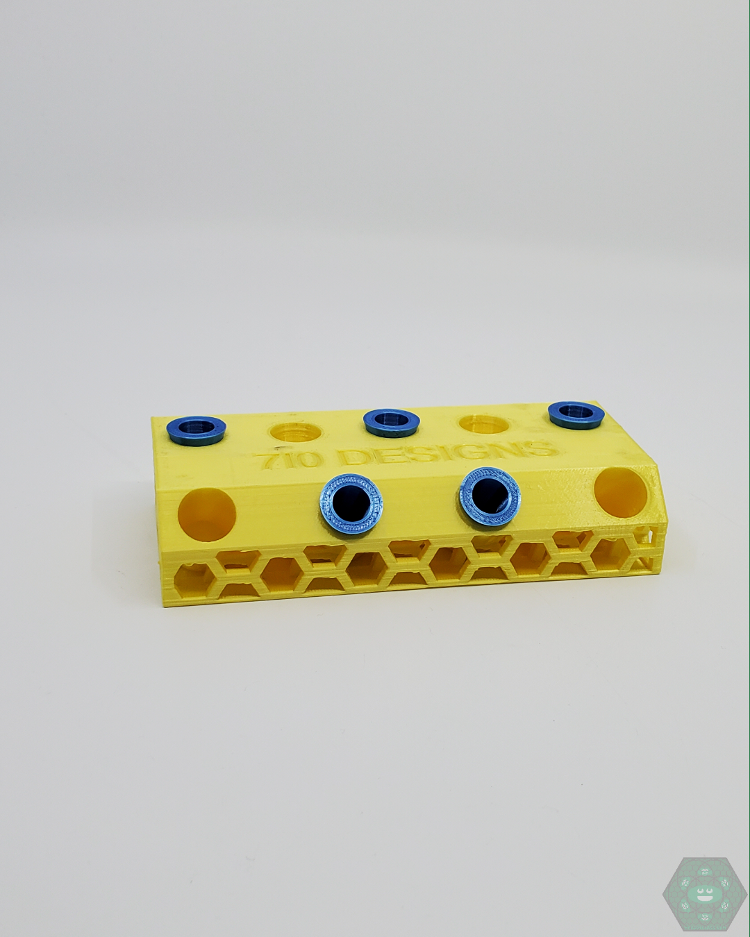  710 Designs Banger Display – Durable organizer for multiple glass bangers, ideal for collectors.

