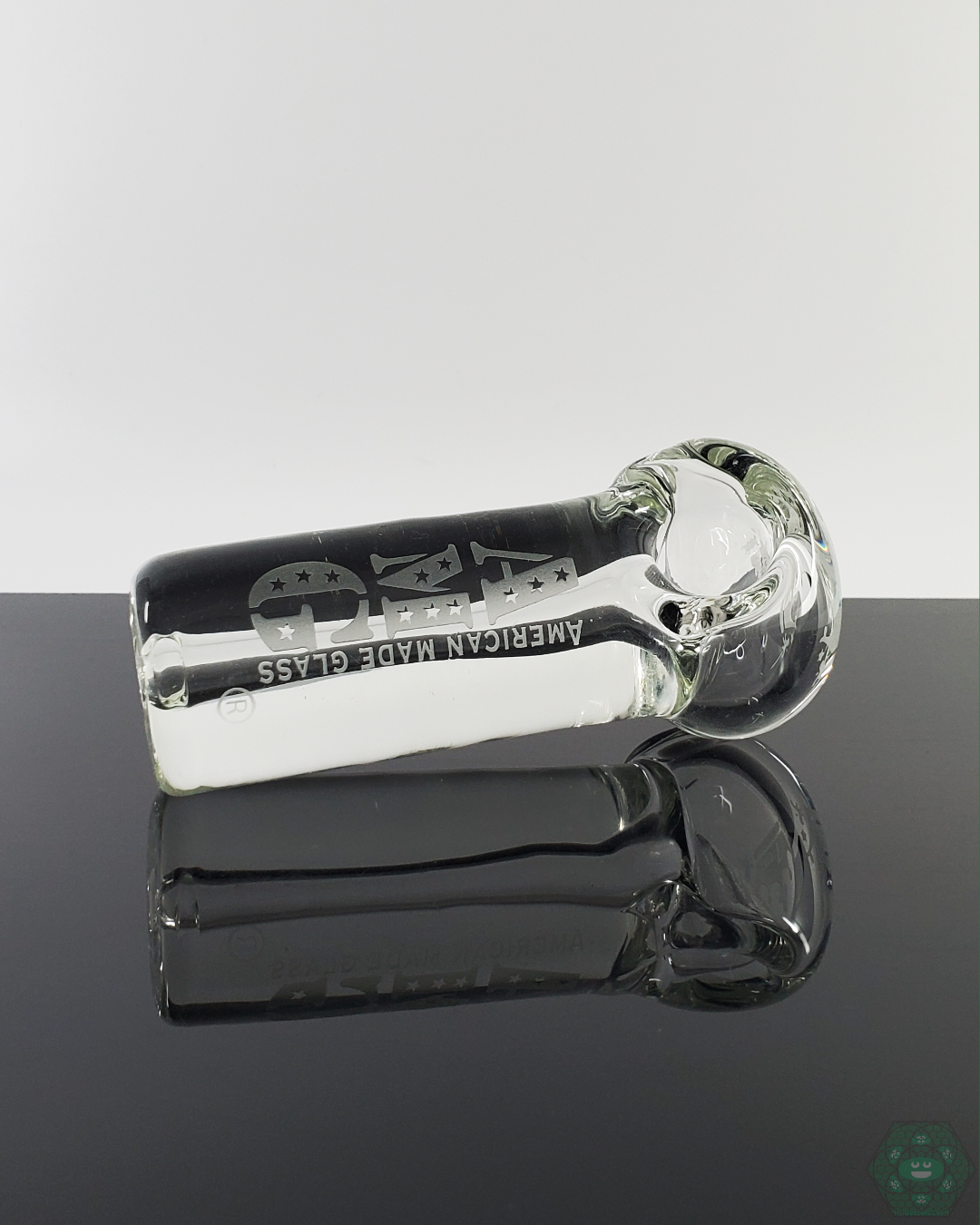 AMG - 7MM Spoon – Thick Glass Design for Durable Use. This 7MM thick glass spoon pipe is built for everyday use. Offers a classic shape with a comfortable grip and smooth airflow.