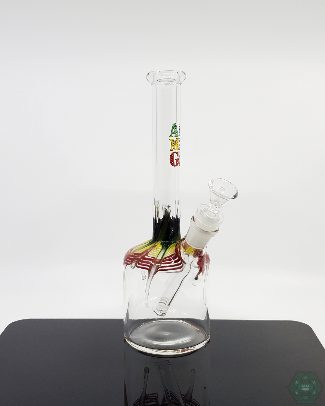  AMG Glass 9.5” Beaker | Classic Design | Smooth and Sturdy. This 9.5" AMG Glass Beaker offers efficient filtration in a durable setup. Perfect for daily use and reliable performance.