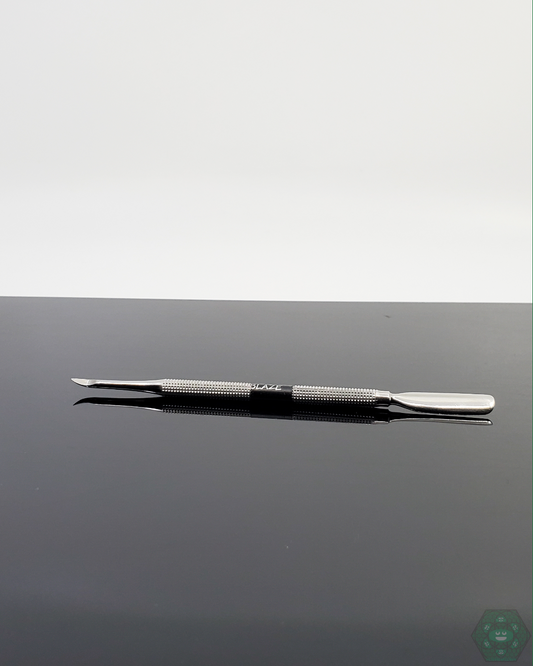  Blacksheep Glass 14mm Snapper Slide - Compact and Efficient. Experience compact, smooth draws with this slide. Ideal for efficient airflow and ease of use in a durable design.