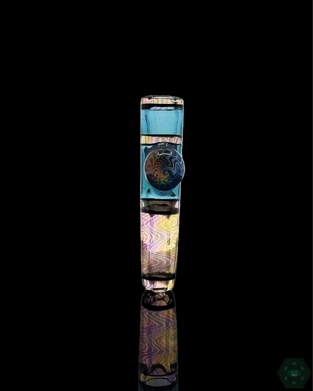 CCell Sandwave 510 Battery - Magnetic Connection & 3 Voltage Settings. High-Quality Glass: Durable and made for regular use. Compact Size: Ideal for discreet, portable use. Smooth Draws: Provides a satisfying experience with each hit.