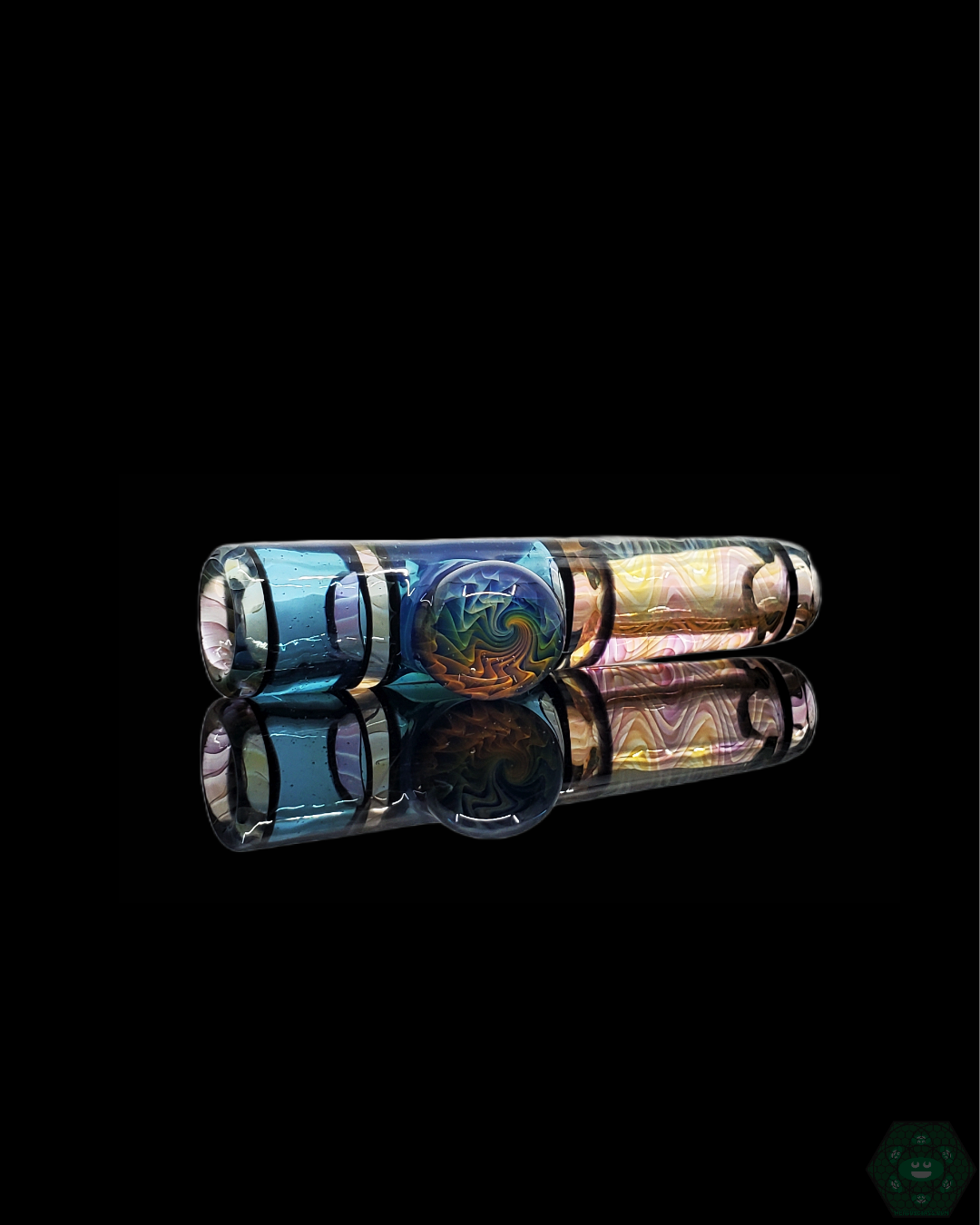 CCell Sandwave 510 Battery - Magnetic Connection & 3 Voltage Settings. High-Quality Glass: Durable and made for regular use. Compact Size: Ideal for discreet, portable use. Smooth Draws: Provides a satisfying experience with each hit.