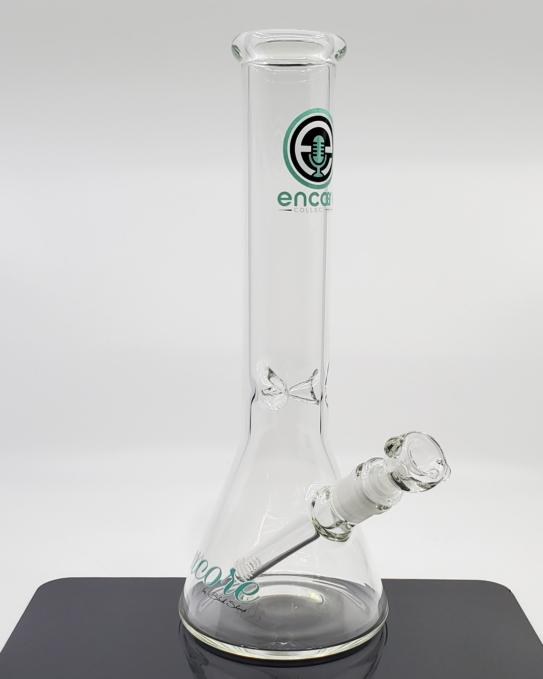 Encore Glass 13” Beaker - Classic 50x5 Structure with Stability. Ideal for Smooth, Flavorful Hits in a Reliable Classic Shape.