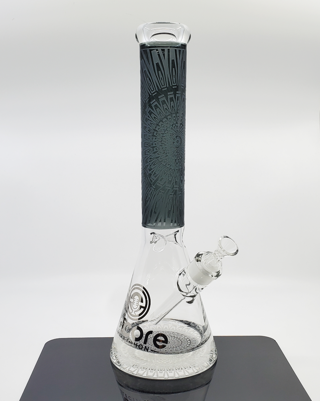 Encore Glass Heavy Bottom Engraved Beaker - Durable with Unique Engraving.