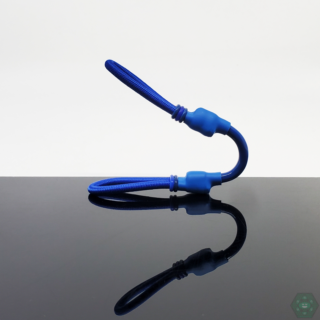 Tuff Tethers Old School Nexus | Durable Cap Tether - Headdy Glass. Keep your caps secure with the Tuff Tethers Old School Nexus, designed for a snug, adjustable fit on any cap size. Available in multiple colors at Headdy Glass.