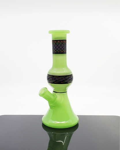 Antidote Jammer 10mm Functional Rig: The Tyler Shipley Antidote Jammer offers a blend of modern design and smooth functionality in a unique 10mm rig, perfect for users who appreciate high-quality and distinctive glassware.