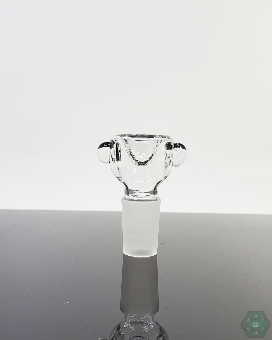 BSG 18mm Bulb Slide, an ergonomic glass bowl designed for comfortable handling and a smooth smoking experience.