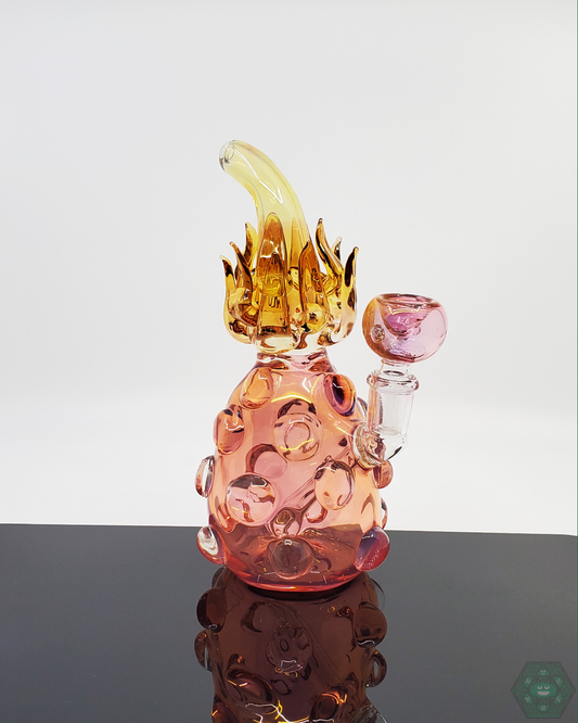  BSG 7” Gold Fume Pineapple Rig with 3-hole perc, designed for smooth filtration and versatile use with 14mm joints.