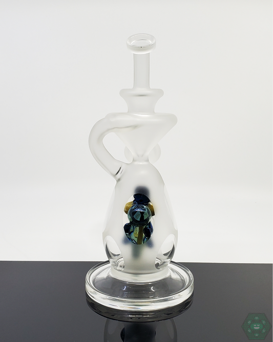 BSG 7.5-inch Dino Recycler, featuring a sandblasted finish and smooth filtration for a functional yet artistic experience.