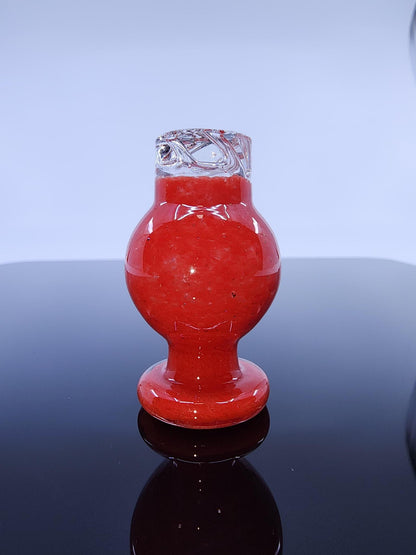 BSG Dot Turbo Spinner Cap in hand, demonstrating its ergonomic design and comfortable grip for easy and efficient use.