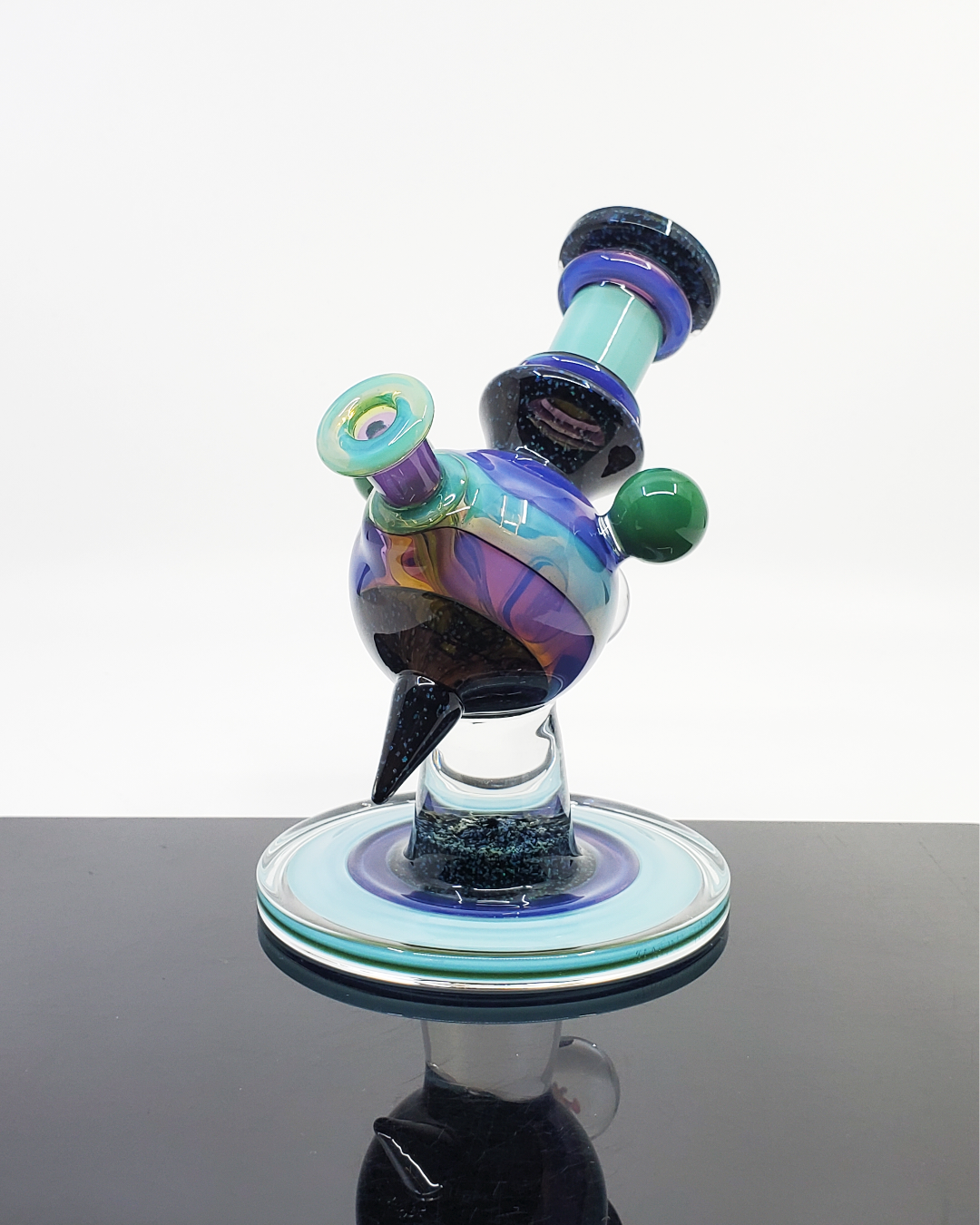 Cajun Glass Two-Tone Crushed Opal Heliosphere Details: Close-up showcasing the intricate opal detailing and clean two-tone finish of this limited edition 14mm heady glass rig, highlighting its artistic and functional qualities.