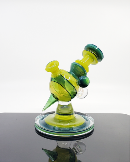  Cajun Glass Two-Tone Heliosphere Details: Close-up showcasing the modern two-tone finish and 14mm joint of this heady glass dab rig, highlighting its functional design and quality craftsmanship.