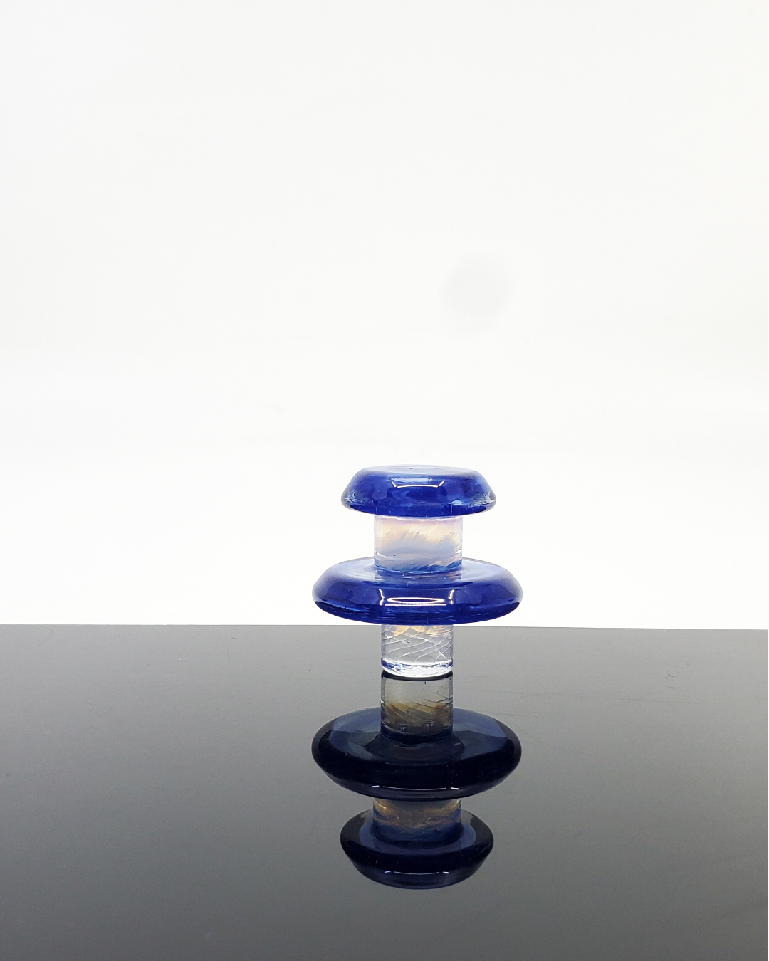 Close-up of the durable quartz build of the Campfire Quartz UFO Tower Cap, ensuring long-lasting performance.