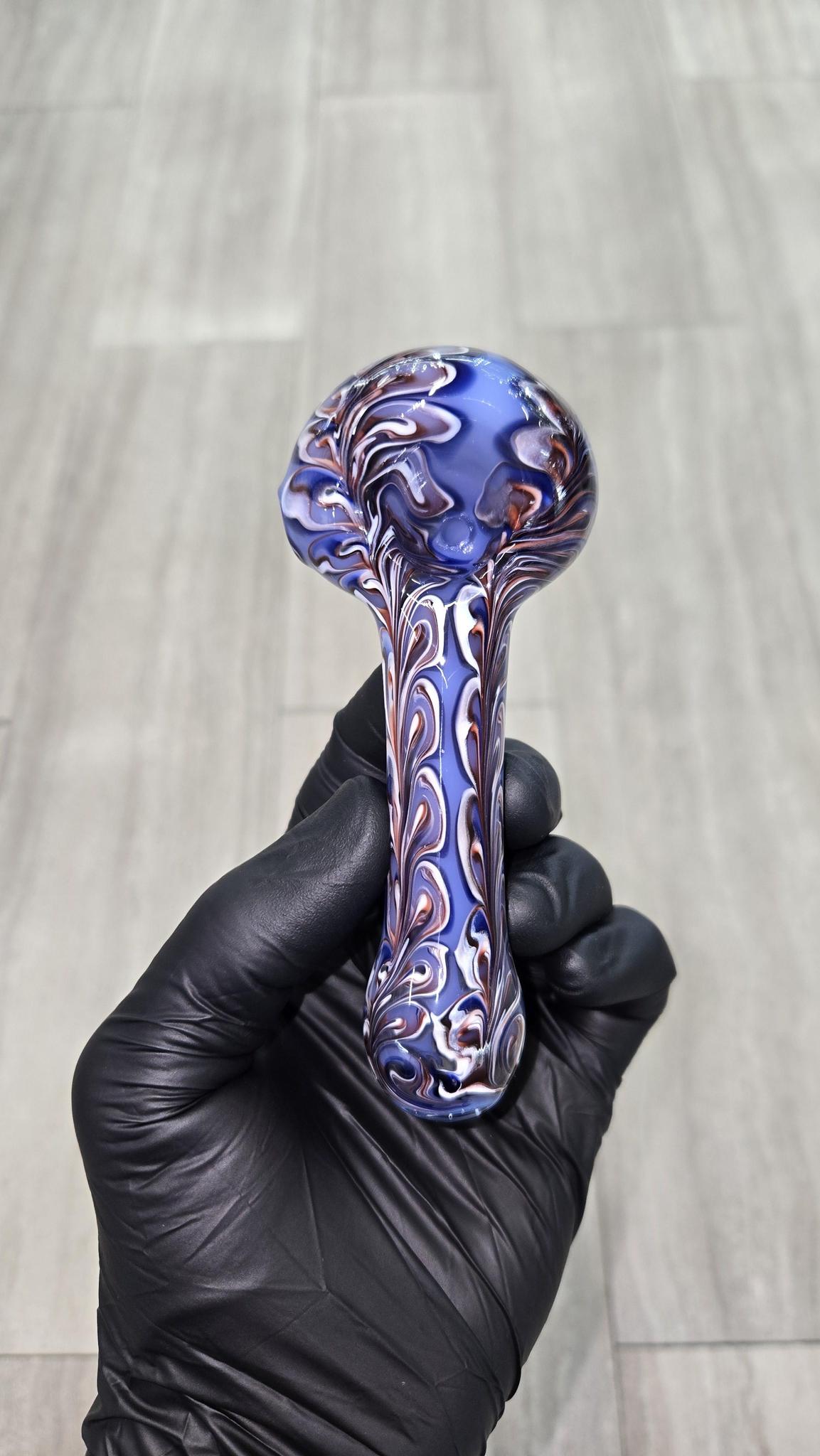 Izlow Glass - Paisley Handpipe