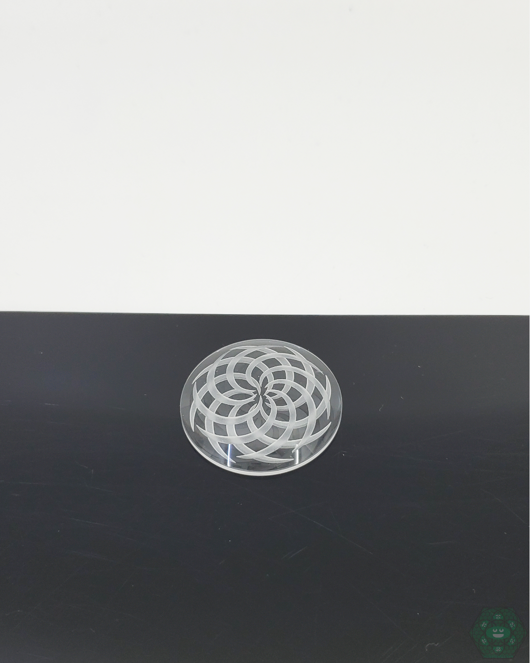 Channel Cap Quartz Lens Double, made with high-quality quartz for durability and heat resistance, ensuring smooth and consistent dabbing sessions