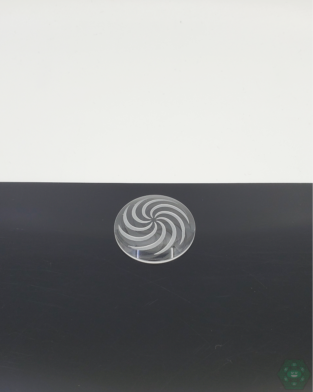 Channel Cap Quartz Lens Single designed for clear vision and efficient airflow, enhancing vaporization for smooth concentrate sessions