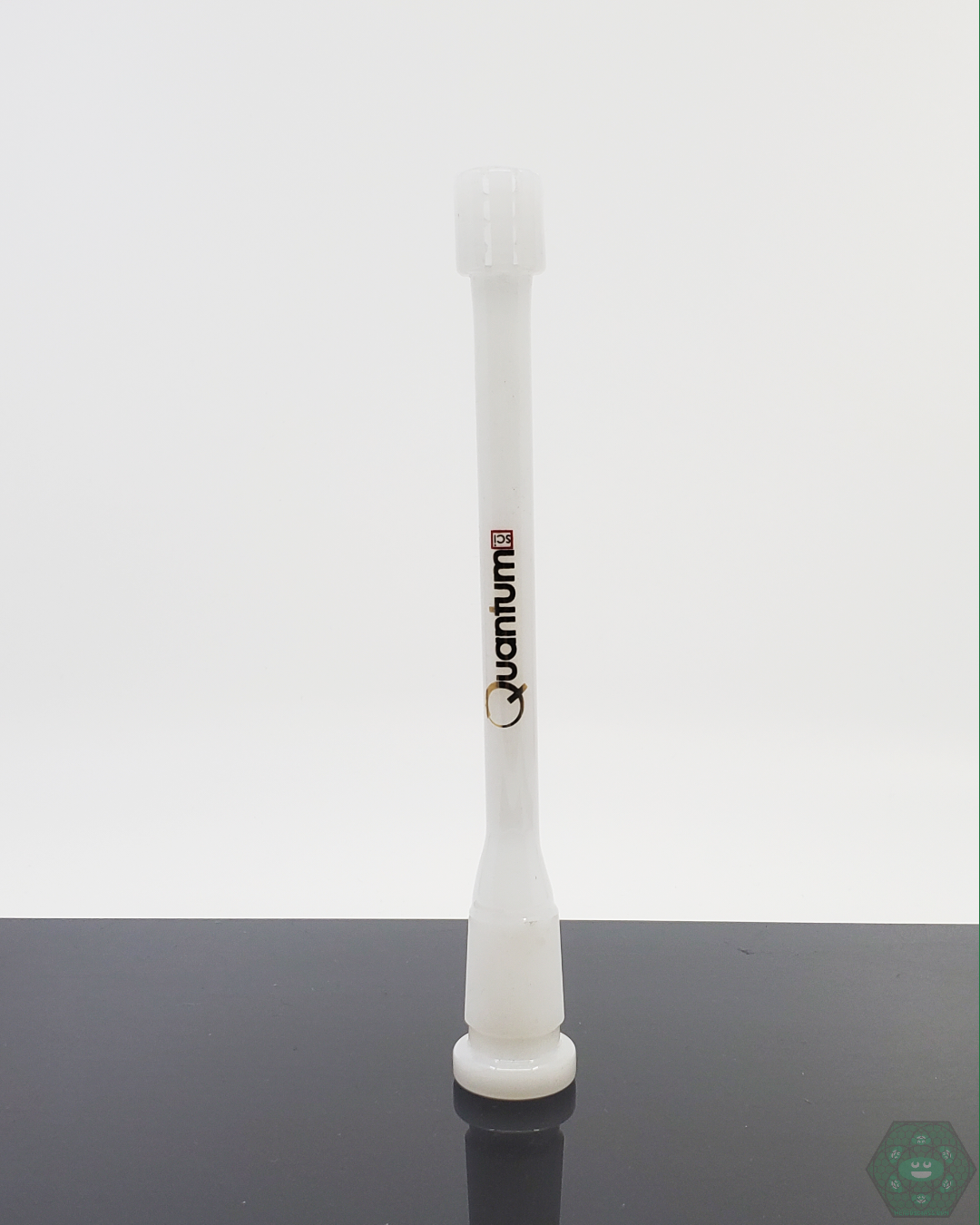 Compact and effective Quantum Sci 5-inch Downstem with 7-hole diffuser for enhanced smoke filtration and smooth experience
