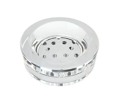  Close-up of the 45° adjustable mouthpiece on the Cookies x Stündenglass Gravity Infuser, allowing for contactless consumption.