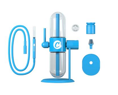 Full setup of the Cookies x Stündenglass Gravity Infuser, including the hookah bowl, glass liner, and silicone hose, designed for ultimate versatility.