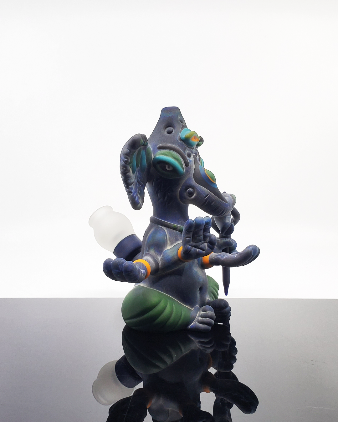 Side view of the Creep Glass Krishna Dab Rig, showcasing intricate handcrafted details and a heady glass design for collectors and enthusiasts.