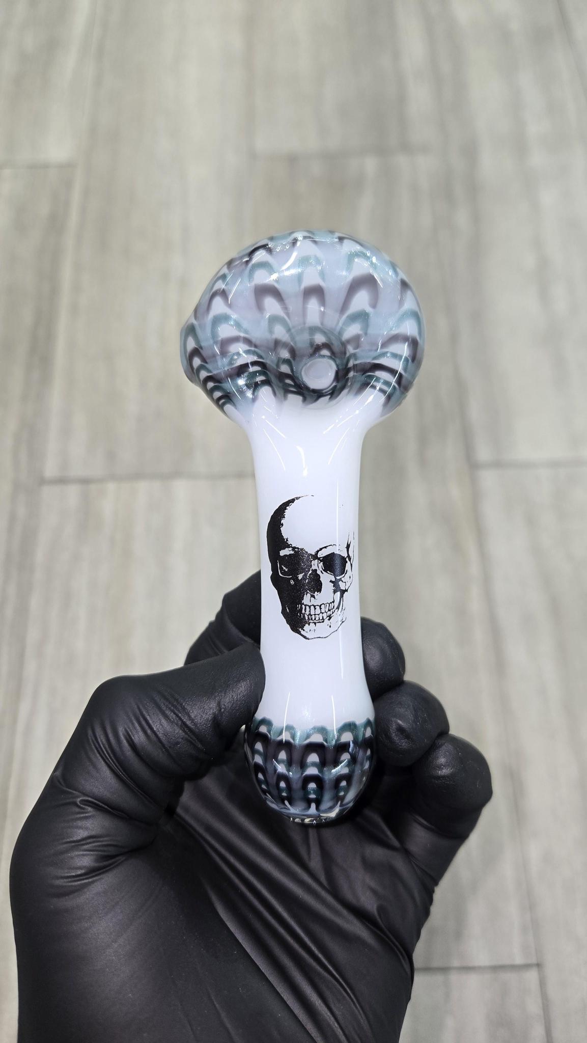 Izlow Glass - Assorted Design Handpipe