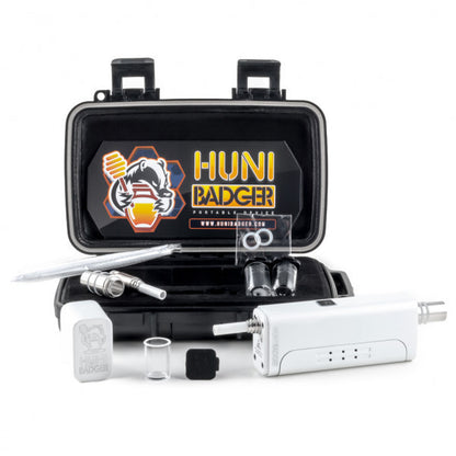  Dab Kit with High and Low Temp Tips: The Huni Badger kit includes both high-temp and low-temp tips, allowing for customized dabbing experiences.