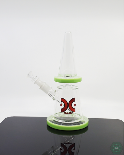 Dank Glass 8.25-inch Cone Beaker featuring a removable 10mm-14mm downstem, designed for easy cleaning and smooth, efficient filtration