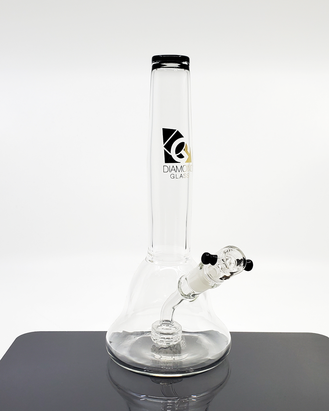 Side view of the Diamond Glass 10” Fixed Showerhead Beaker showcasing its sturdy construction and showerhead perc for smooth, filtered hits.