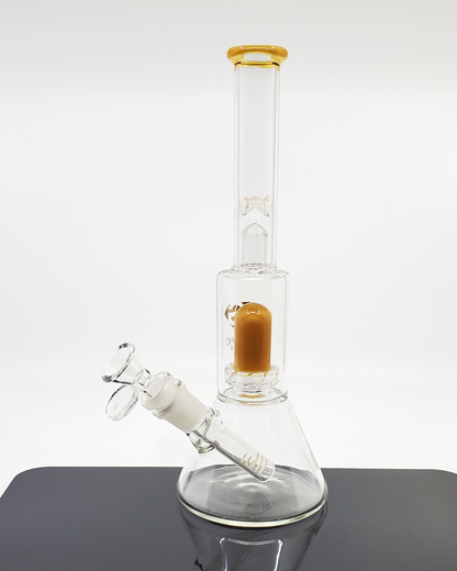 Side view of the Diamond Glass 10.5” Showerhead Beaker showcasing its 7-hole perc and built-in ice catcher for optimal cooling and smooth vapor.