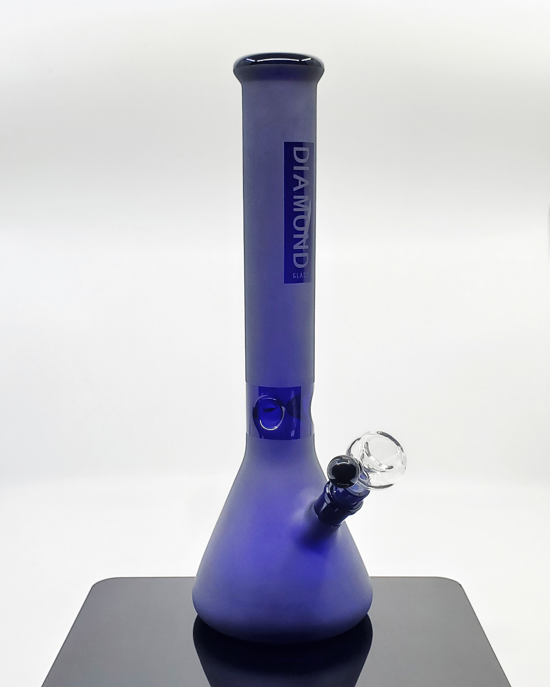 Diamond Glass 15” Sandblasted Beaker featuring an elegant sandblasted finish, offering durability and visual appeal for a premium smoking experience.