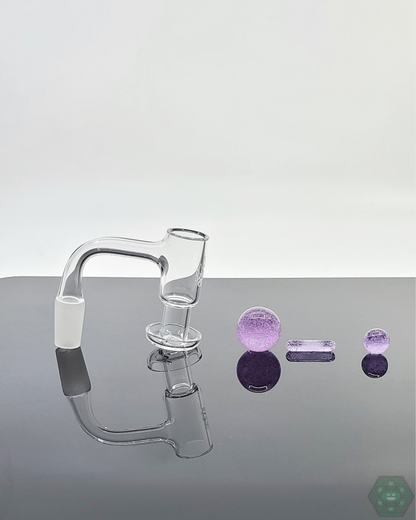 Doq Glass Premium Slurper Set packaging, designed for safe storage and premium presentation.